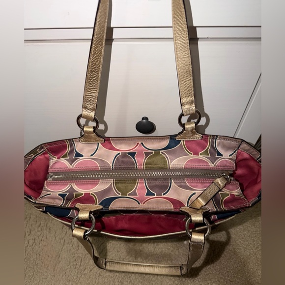 2pc Limited Ed. Coach Multicolor Medium Signature Gallery Scarf Print Satin Tote - Picture 6 of 13